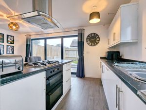 Photo 33- click for photo gallery